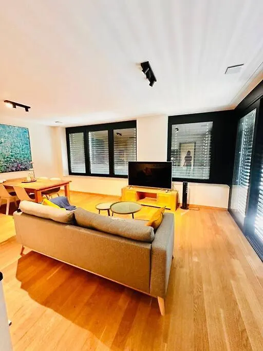 Charming One Bedroom Flat With Spa, Gym, Terrace And Parking Luxembourg